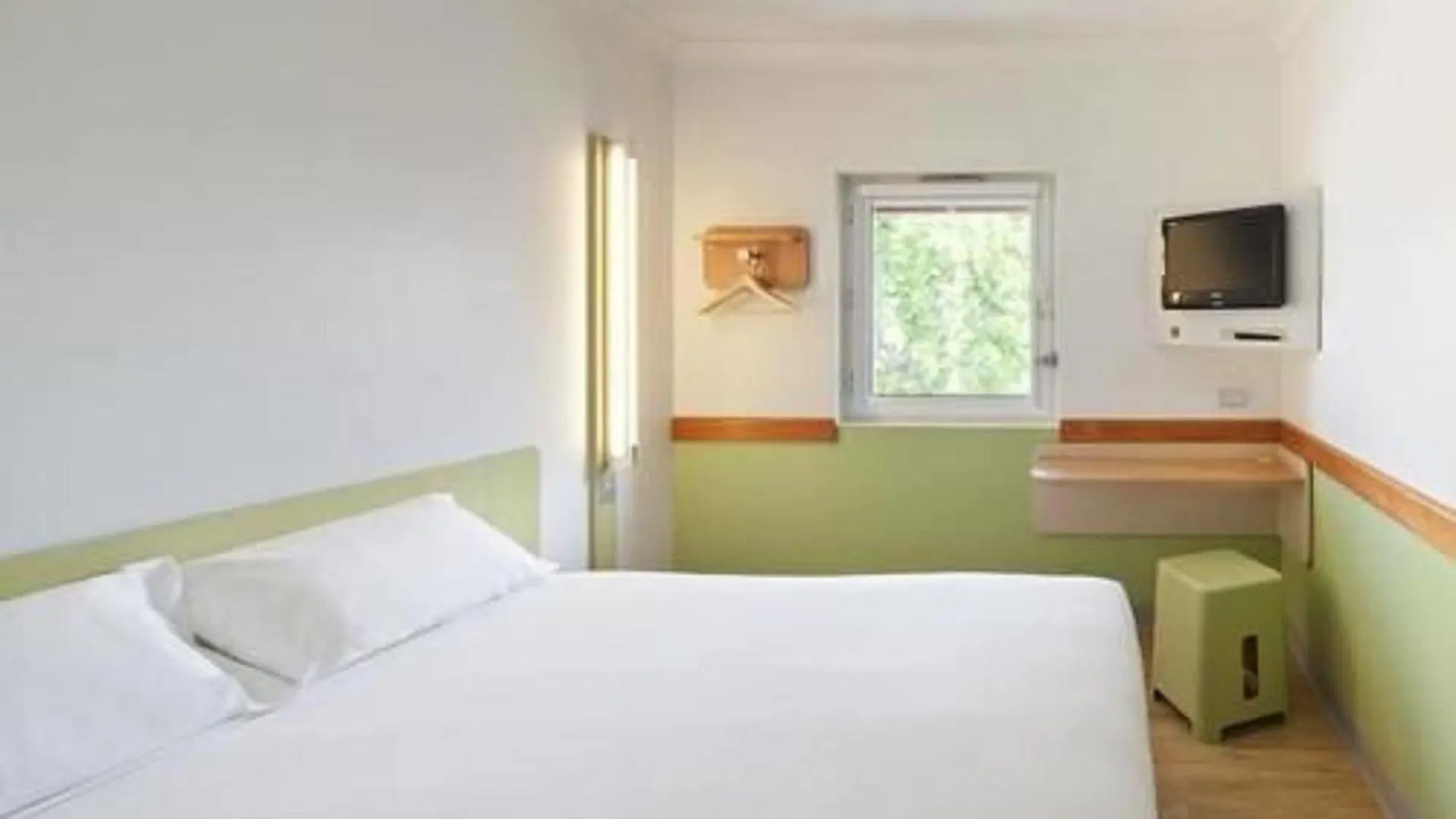 Ibis Budget Brisbane Airport 3*,